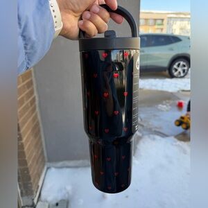 NWT HydroJug 32oz Queen Of Hearts Sport Valentine's Day